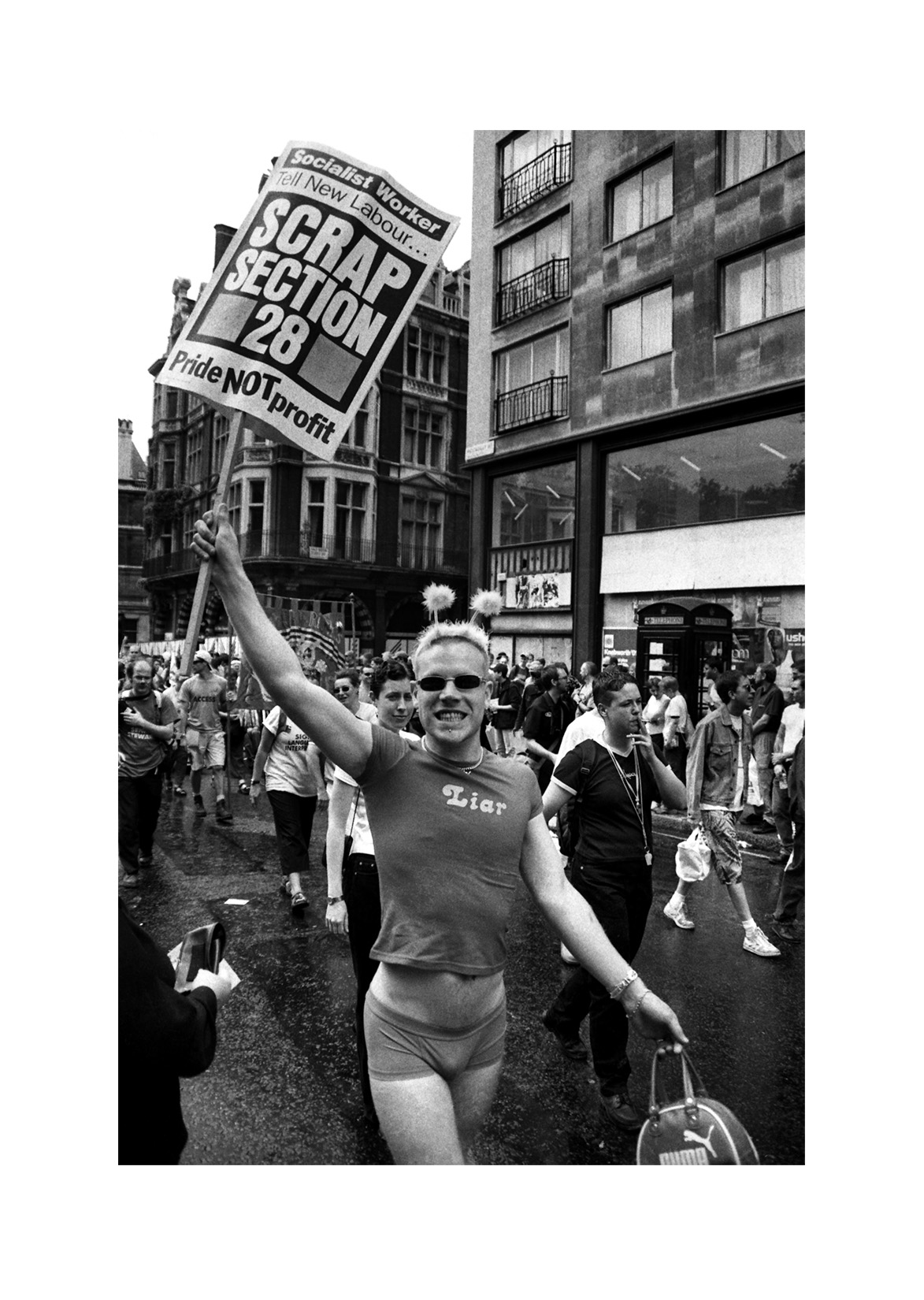 Pride parade / Piccadilly W1 / July 2003