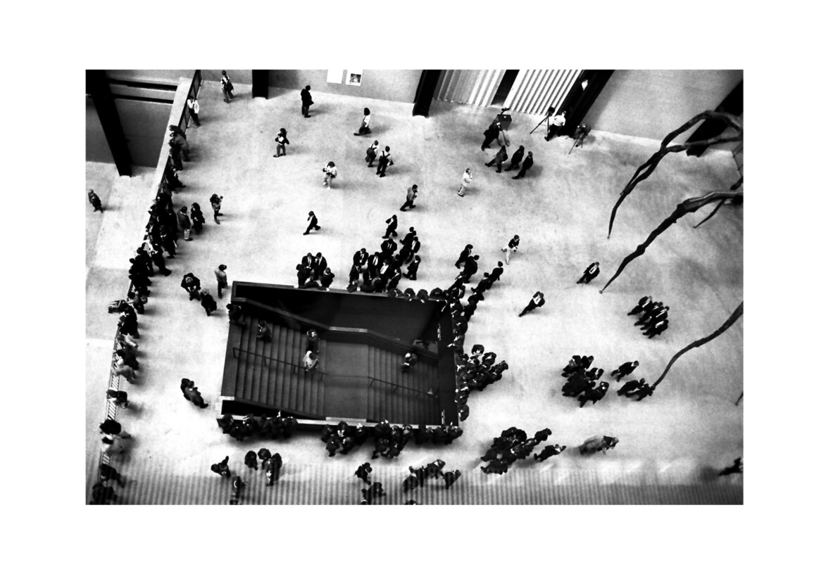 Tate Modern Opening Day / Bankside SE1 / May 2000