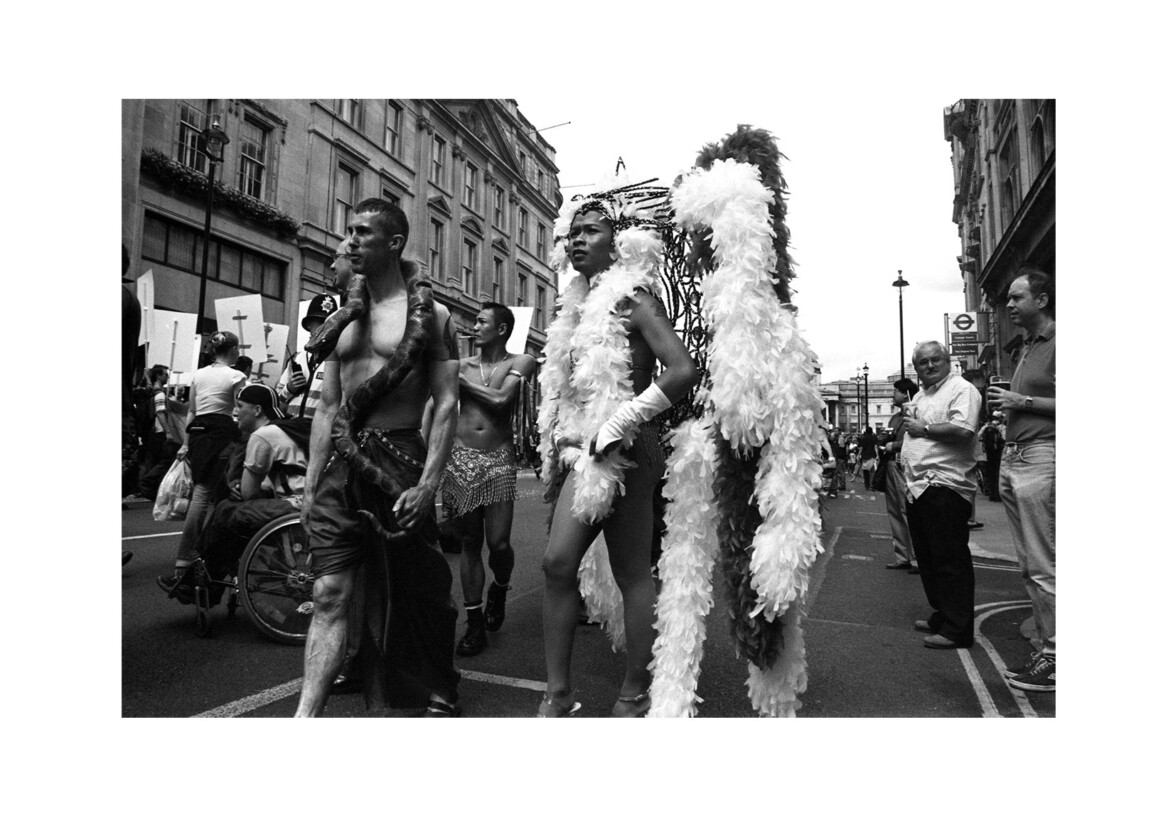 Pride parade / Whitehall SW1 / July 2003