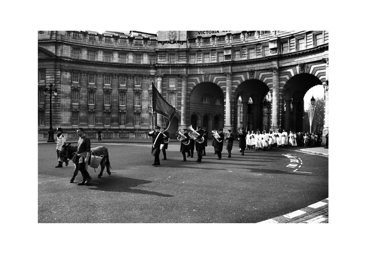 Palm Sunday Procession / The Mall SW1 / April 2007