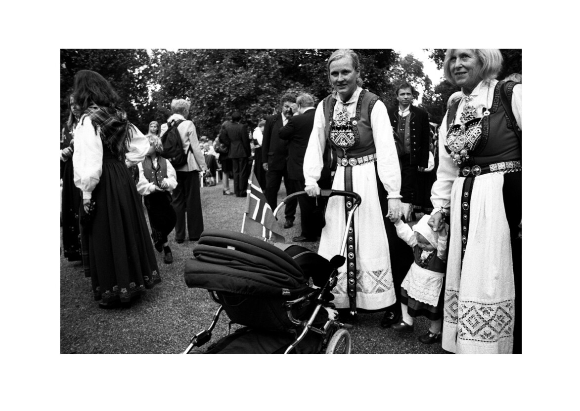 Norwegian National Day / Southwark Park SE16 / May 2007