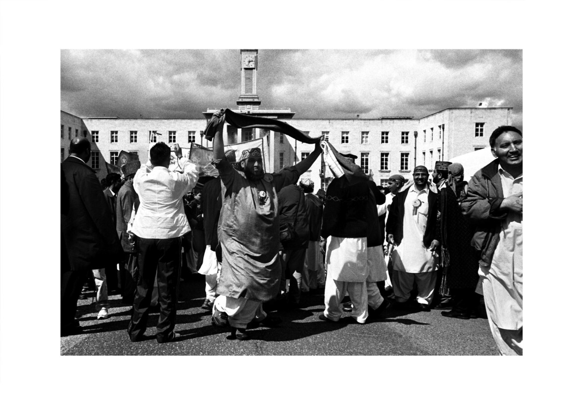 The Prophet's Birthday / Forest Road E17 / May 2005
