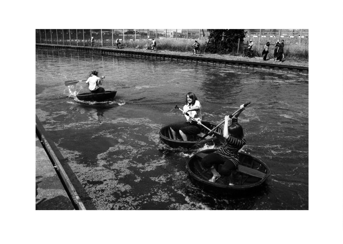 'Hackney WickED' Coracle race / Wallis Road E9 / August 2010