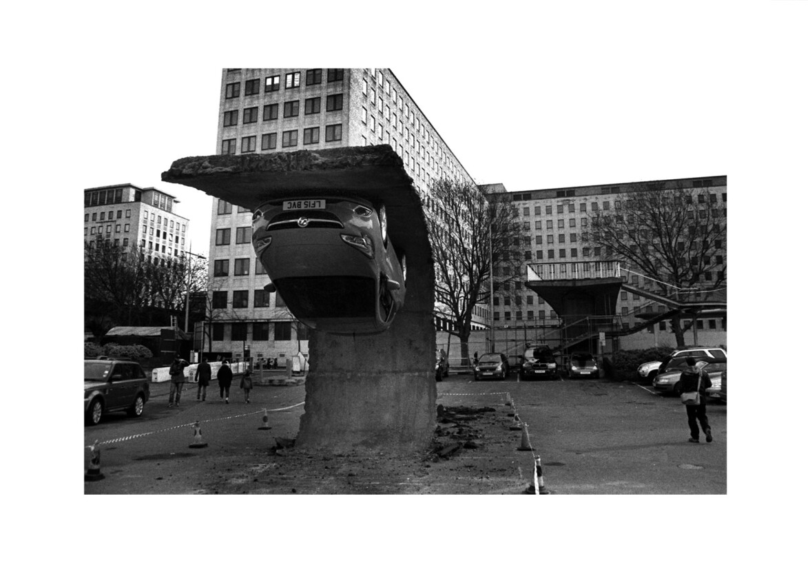 Alex Chinneck’s ‘Pick Yourself Up And Pull Yourself Together’ / Belvedere Road SE1 / February 2015