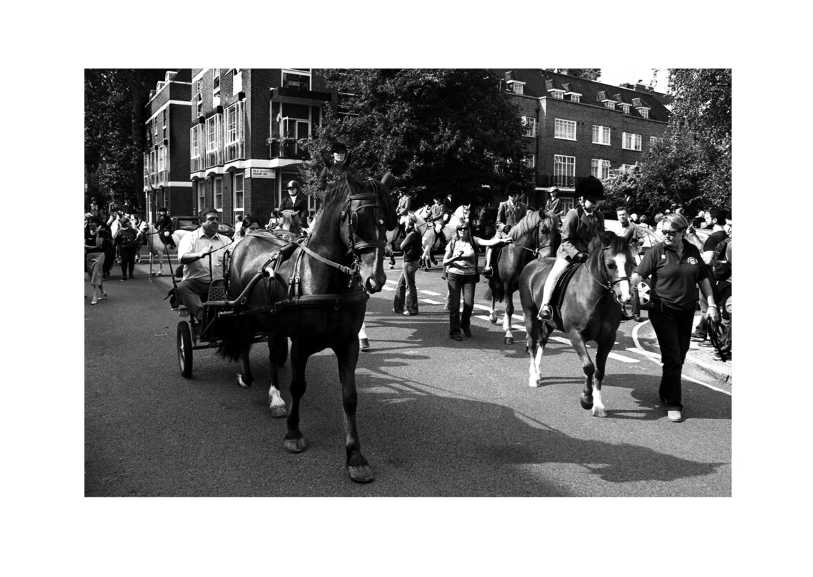 Horseman's Sunday / Hyde Park Crescent W2 / September 2006